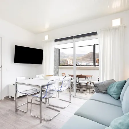 New Center Cristianos * Arona