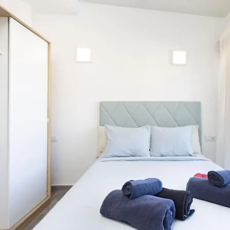 New Center Cristianos Apartmán