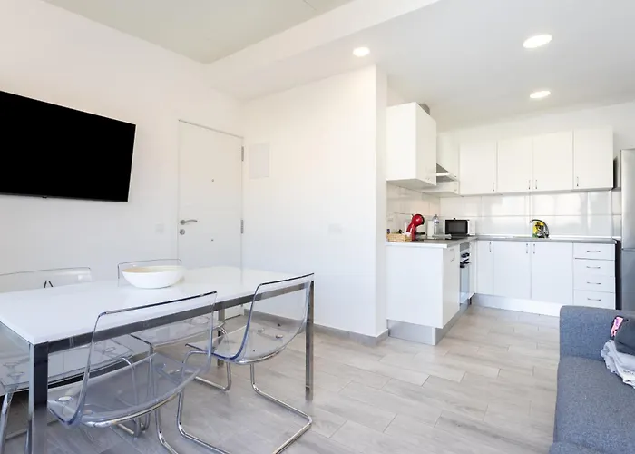 New Center Cristianos Apartman Arona