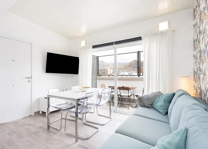 New Center Cristianos * Arona